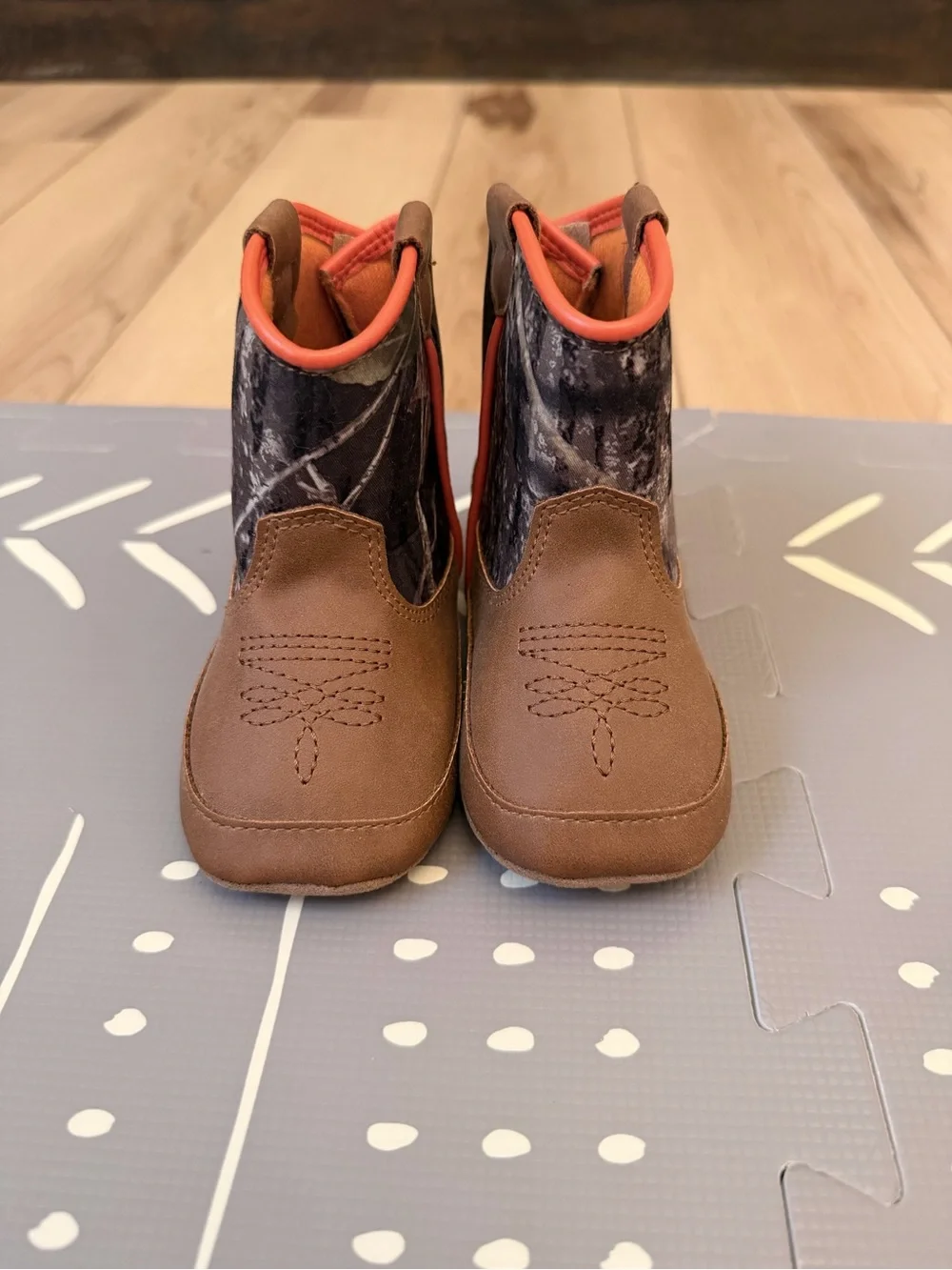 Twister Baby Buckers Infant Camo Cowboy Boots - Size 4 (9-12 Months)